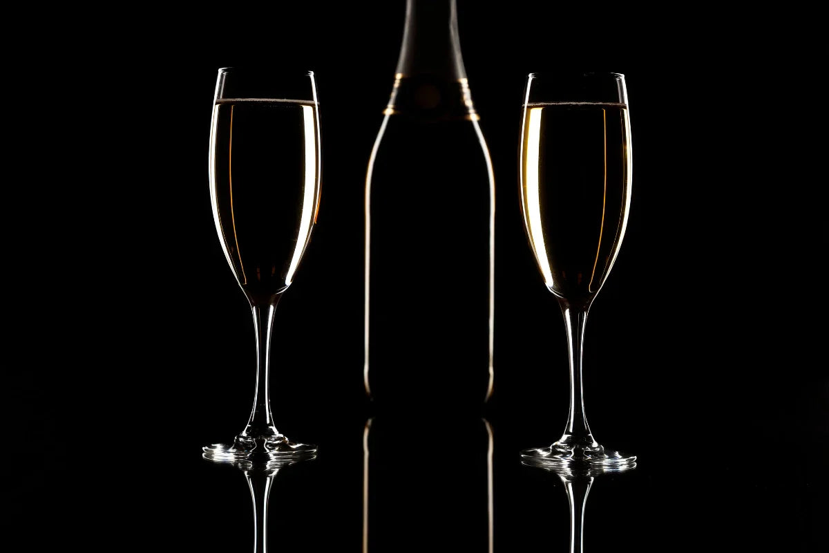 Crémant de Bordeaux ou champagne – comparatif terroir, cépages et budget