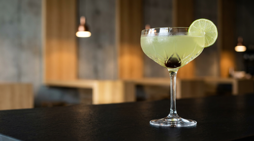 Closing Argument : mezcal, Chartreuse verte et marasquin