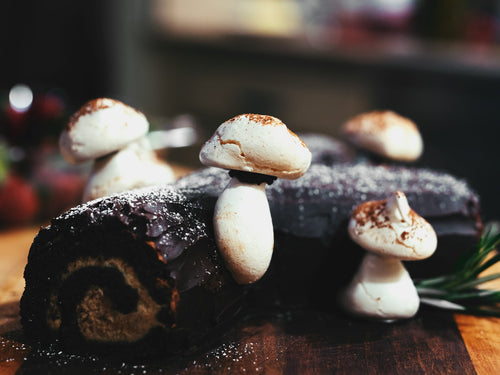 Bûche chocolat : la ganache montée légère et son décor écorce