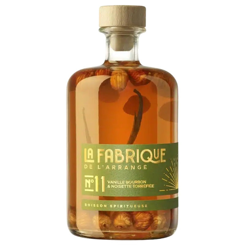 Bouteille de rhum arrangé La Fabrique N°11 vanille Bourbon et noisette torréfiée