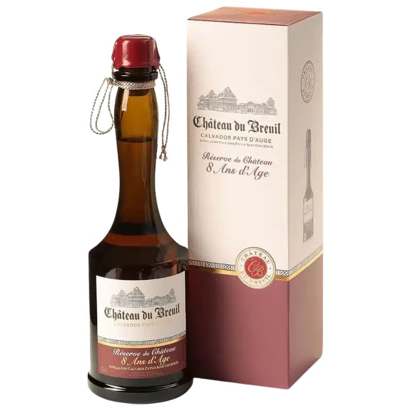Bouteille et étui de Calvados Château du Breuil Réserve 8 ans d'âge