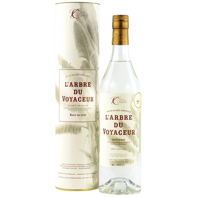 Bouteille de rhum blanc agricole Chantal Comte L'Arbre du Voyageur